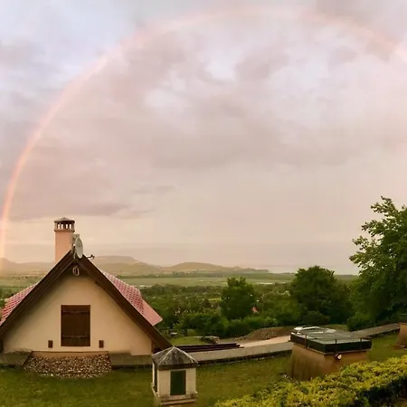 Oereghegyi Panorama Villa, Вилла Балатонедерич
