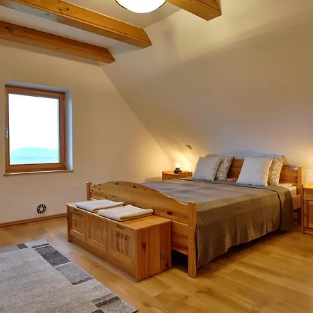 Oereghegyi Panorama Villa, *