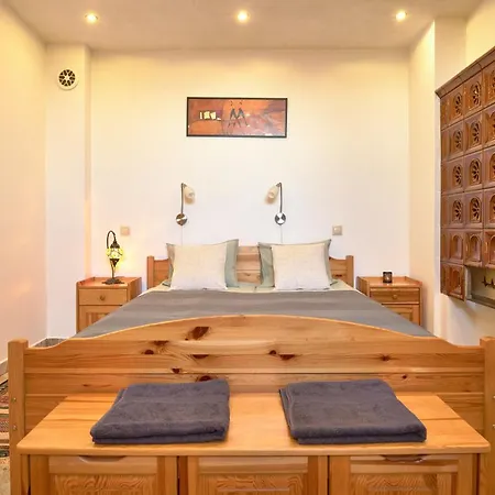 Villa Oereghegyi Panorama Villa, *