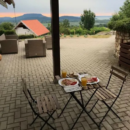 Villa Oereghegyi Panorama Villa, Balatonederics