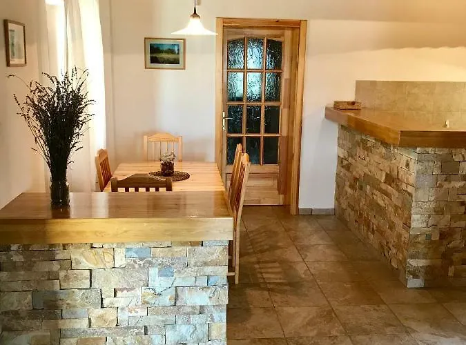 Oereghegyi Panorama Villa, Вилла